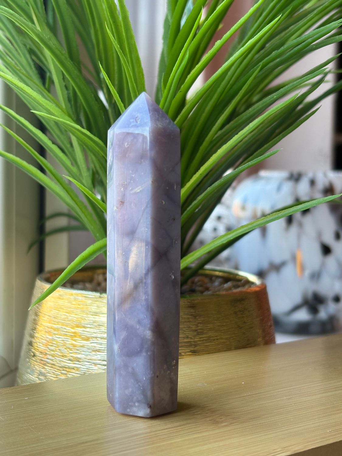 Paarse Chalcedoon punt